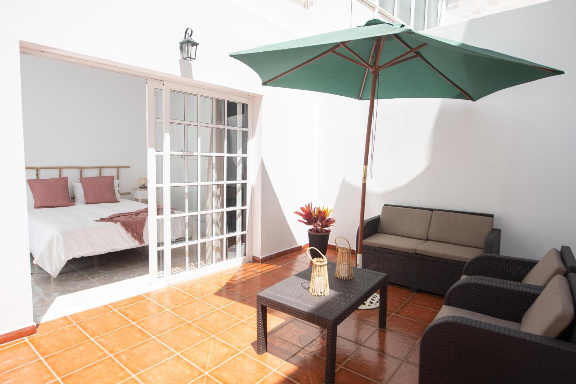 Comfortable Centric Apartment Steps From The Beach Gran Tarajal Eksteriør billede